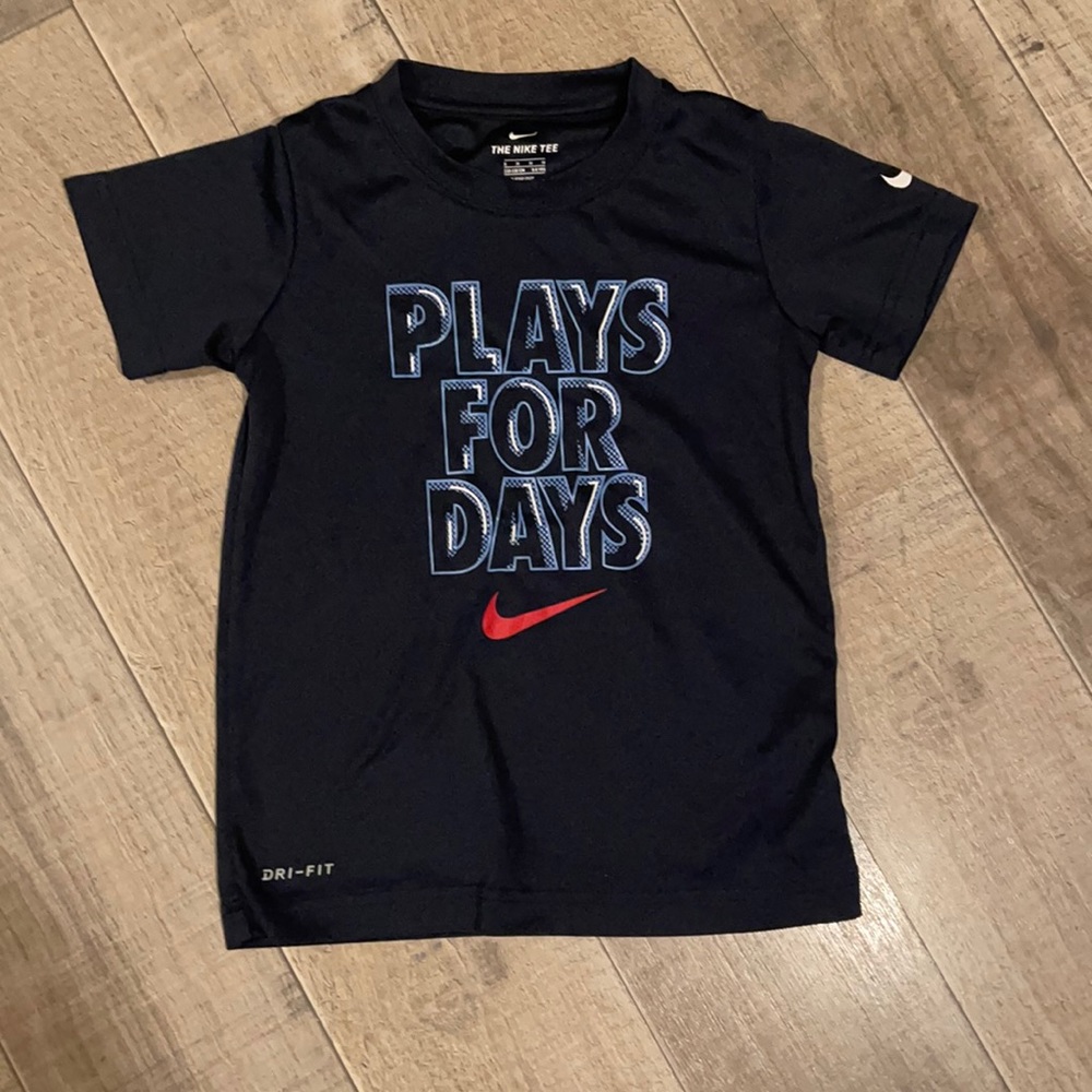 Boys Nike shirt